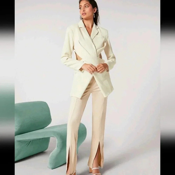 Notched Collar Twist Front Buttoned Detail Blazer Workwear - Picture 5 of 7